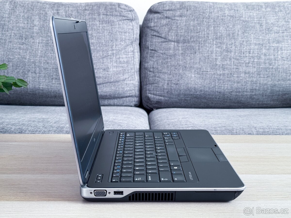 Dell Latitude E6440 - i7-4610M, 16GB, 256GB SSD, HD+ - 3
