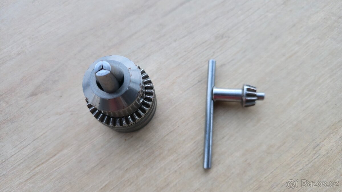 Kovová vrtací hlavička zubová s kličkou - 3