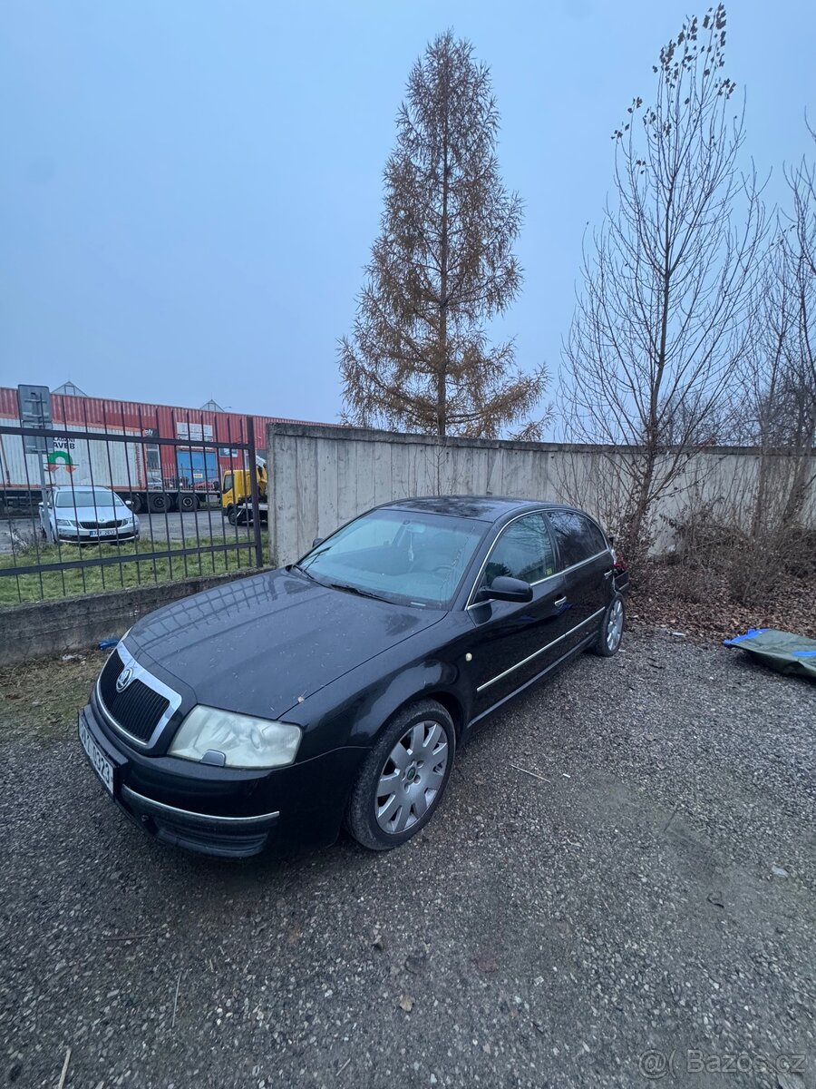 Škoda Superb 1 2,5V6 114kw - 3
