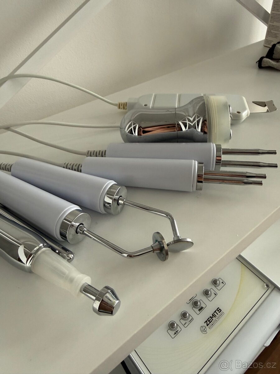 Multifunkční kosmetický přístroj - 3