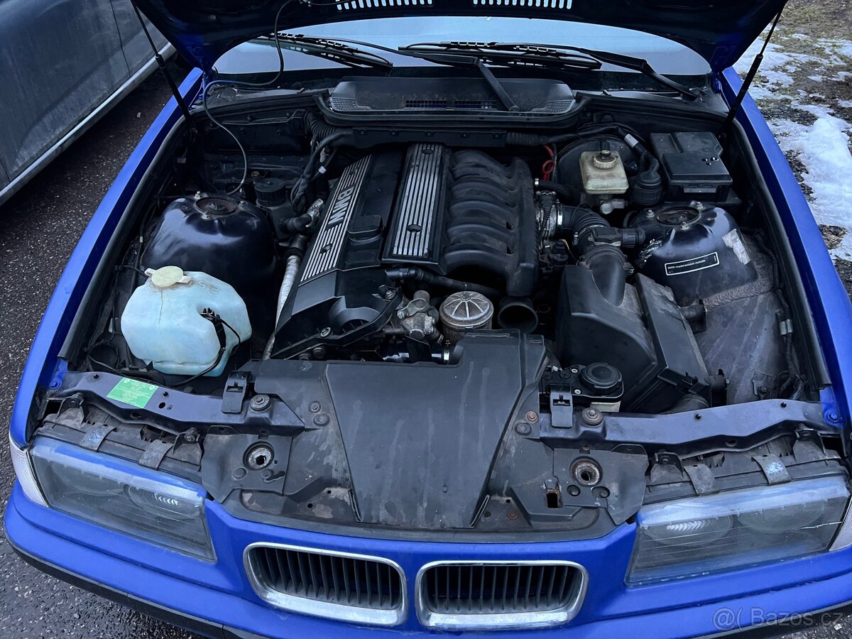 BMW E36 320i Coupe - 3