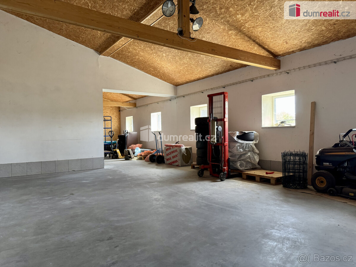 Prodej komerční nemovitosti v Pravčicích - 3