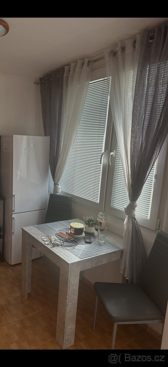 Prodám jídelní sestavu DUO - 3