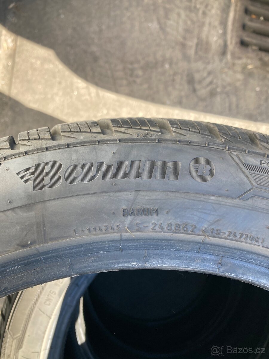 215/45/16 zimni - 3