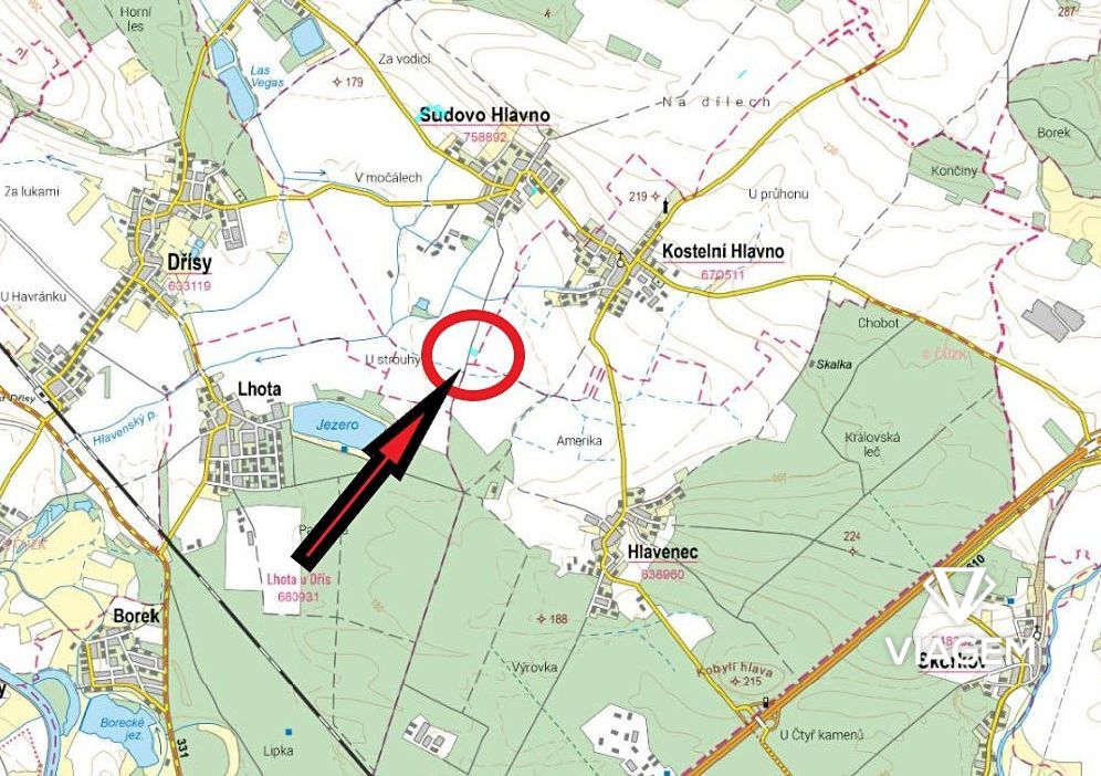 Pole 2 877 m² - 3