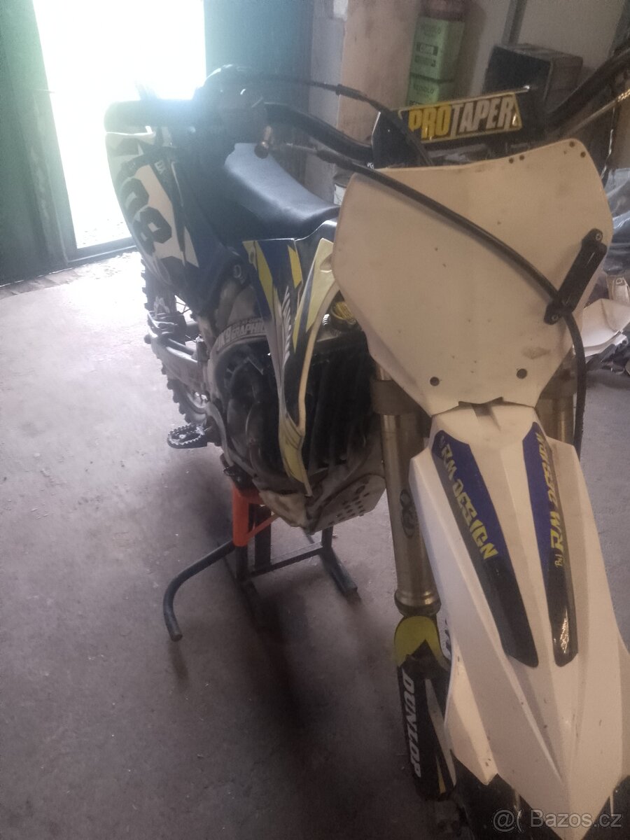 Yamaha yzf 250 2008 po go 1 mth