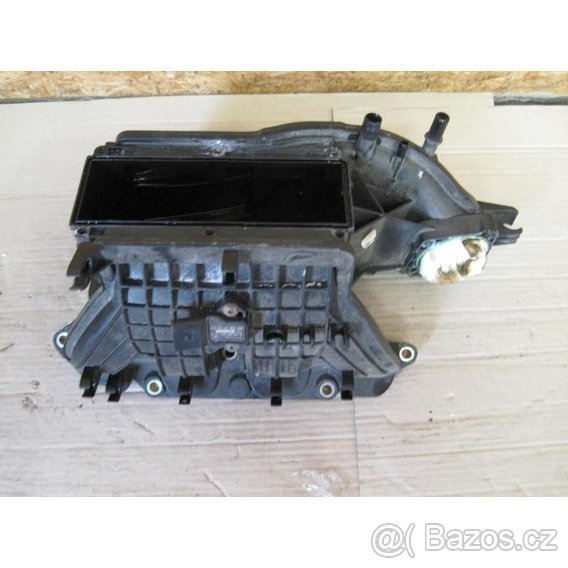 Octavia II 1.4 TSI 90kw díly motoru a spojka - 3