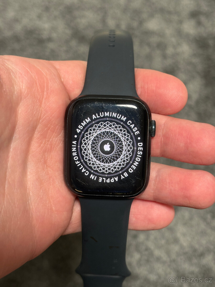 Apple Watch Series 8 45mm Midnight Aluminum - 3