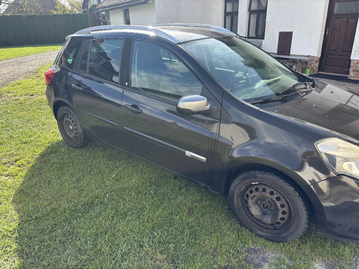 Renault Clio Combi, 1,2i tce benzín, 76 kW, rv 2011 - 3