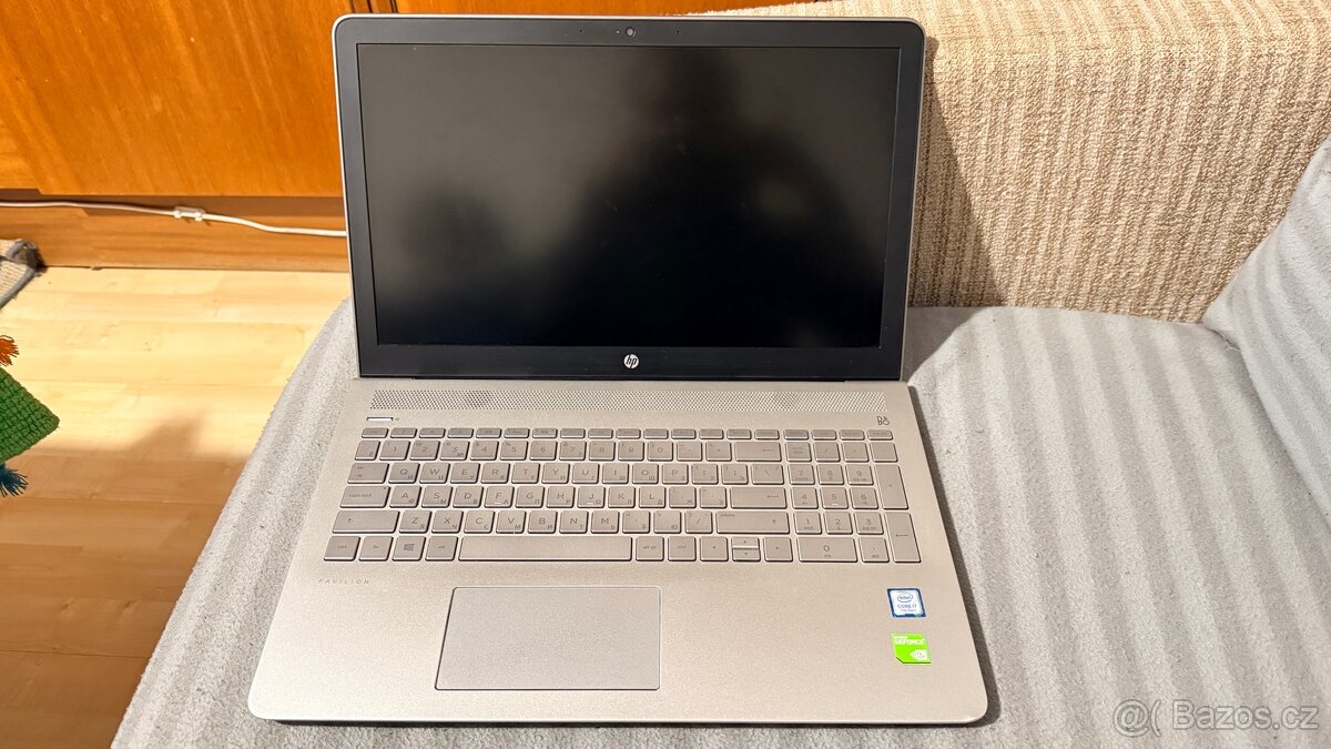 HP Pavilion 15” i7 256GB 8GB RAM - 3