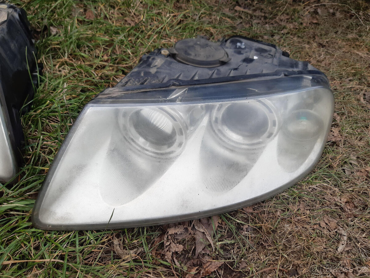 VW TOUAREG 2002 - 2007 - prodám světla, xenony - 3