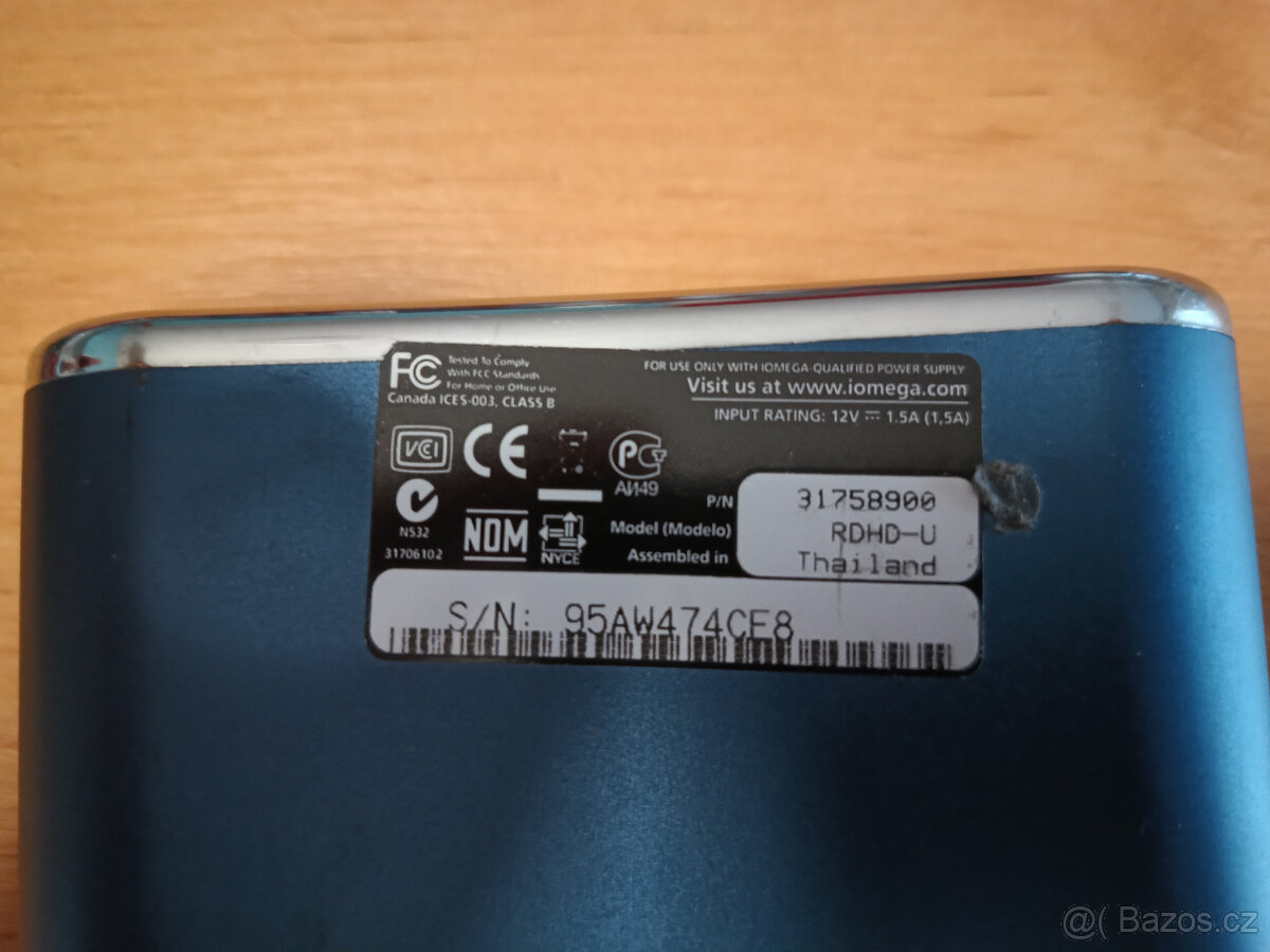 Iomega Select Desktop 1TB HDD - externí disk 3 - 3