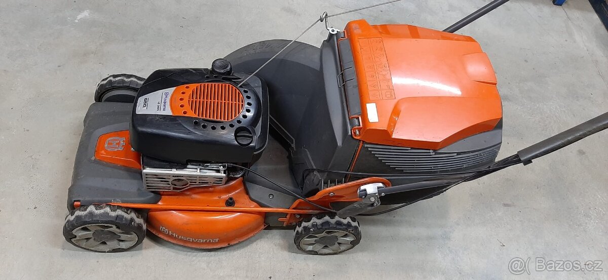 Husqvarna LC 348V - 3