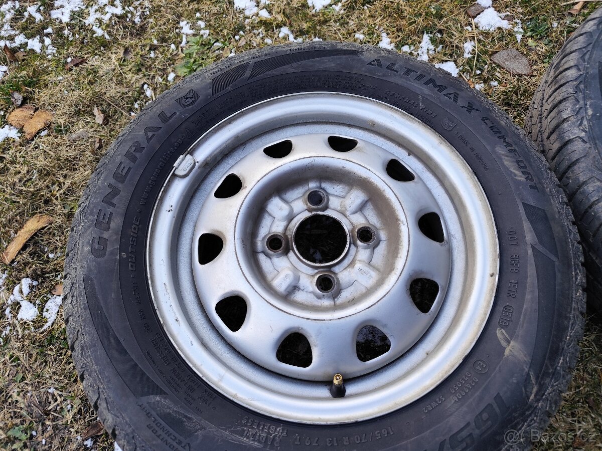 Kola Felicia R13 - 3