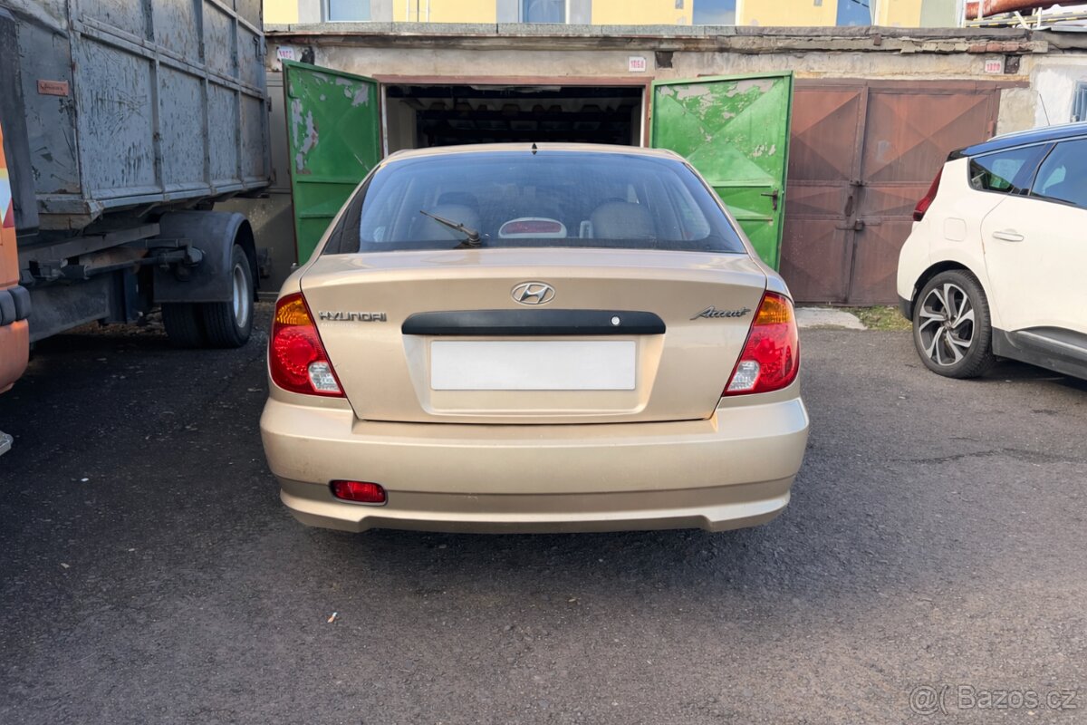 Hyundai ACCENT - 3