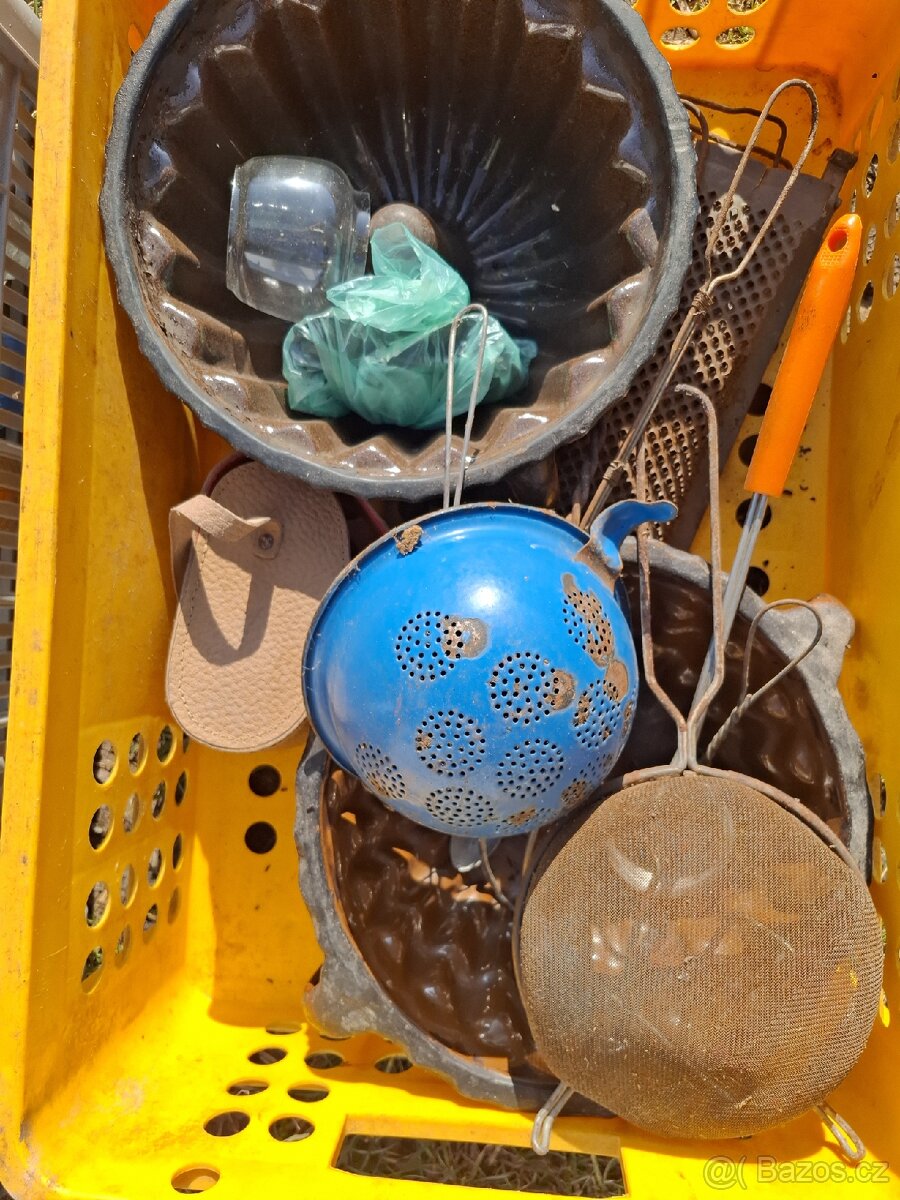 Staré nádobí - 3