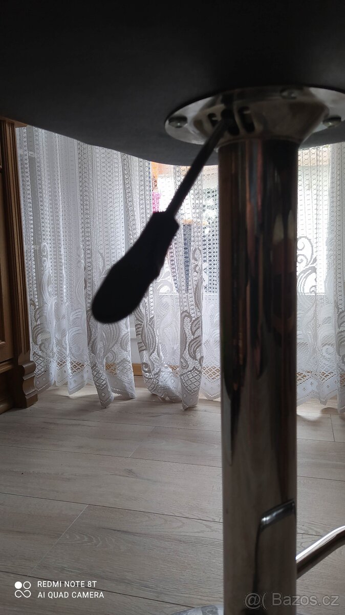 Kuchyňská-barová židle - 3