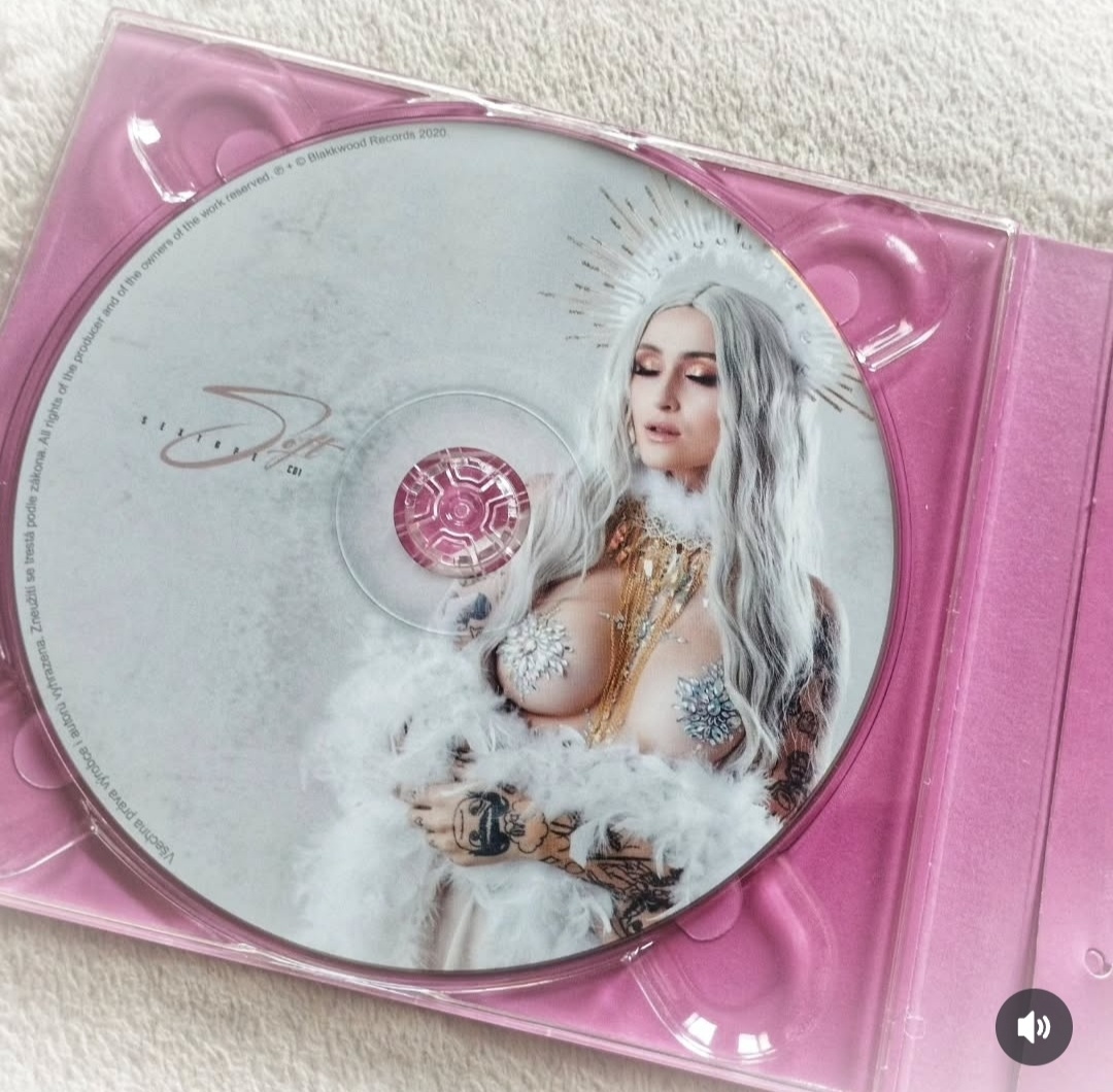 CD Sharlota - Sextape - 3