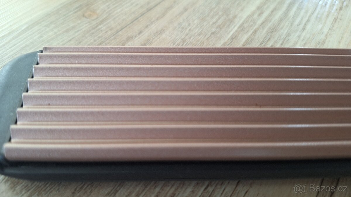 Krepovacka na vlasy Remington - 3