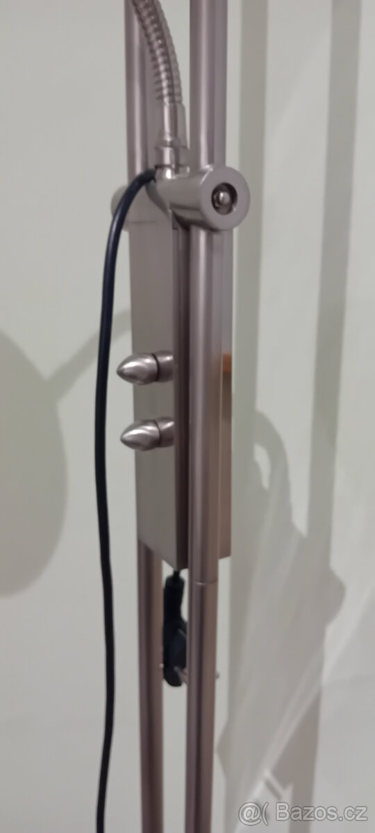 Stojací lampa stříbrná - 3