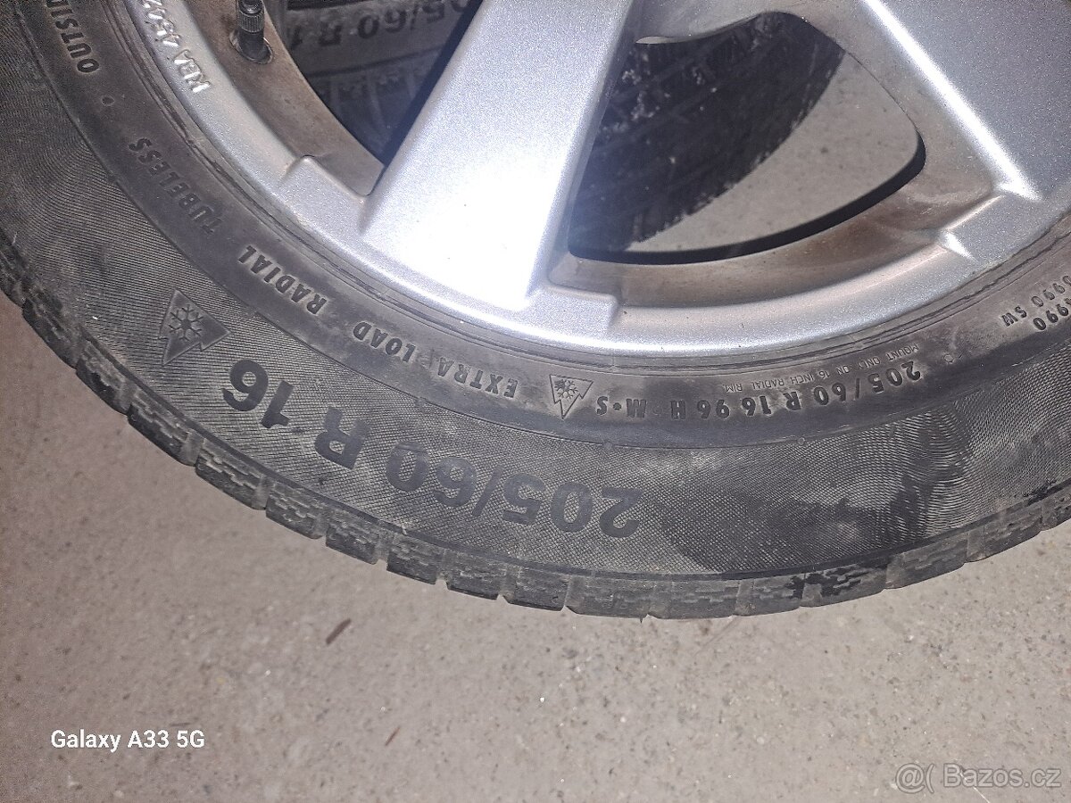 r16 5x114.3 kia sportage - 3
