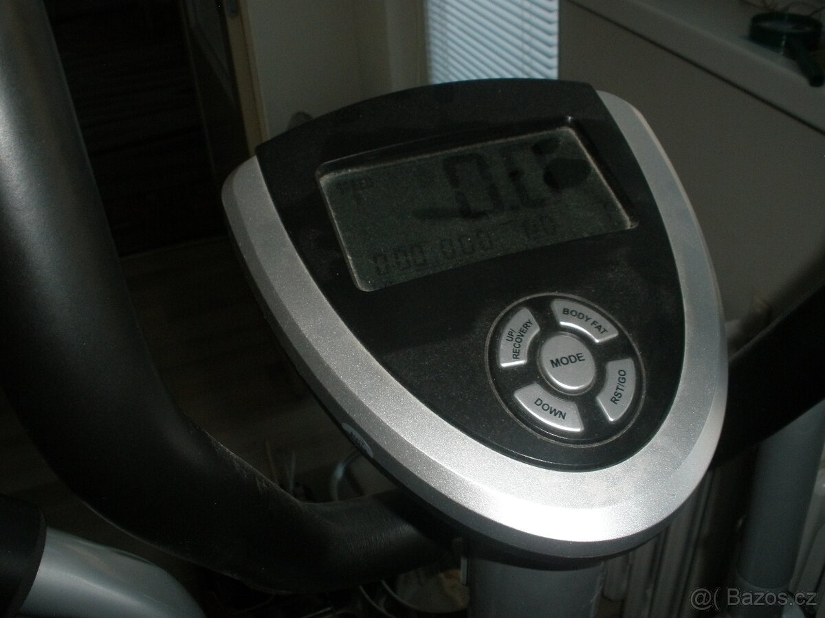 Posilovací stroj - 3