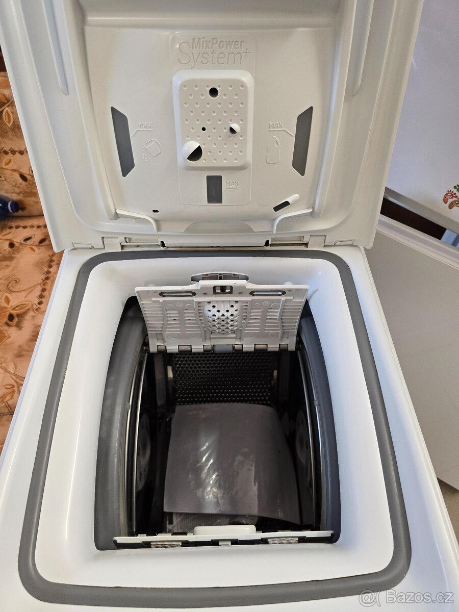 Rok stará pračka značky Candy - 3