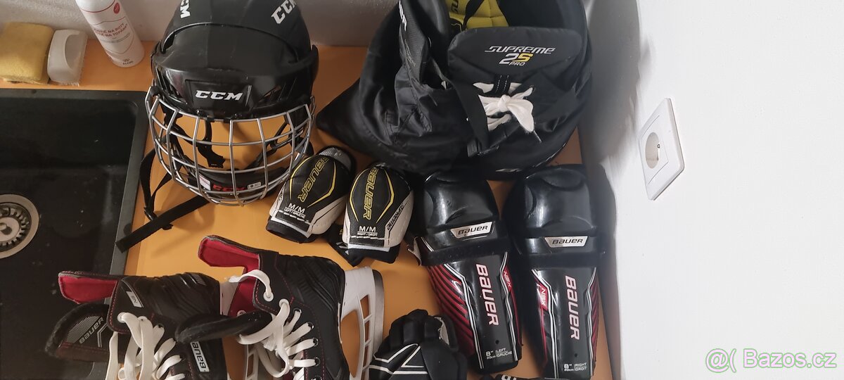 Dětská hokejová výstroj - 3