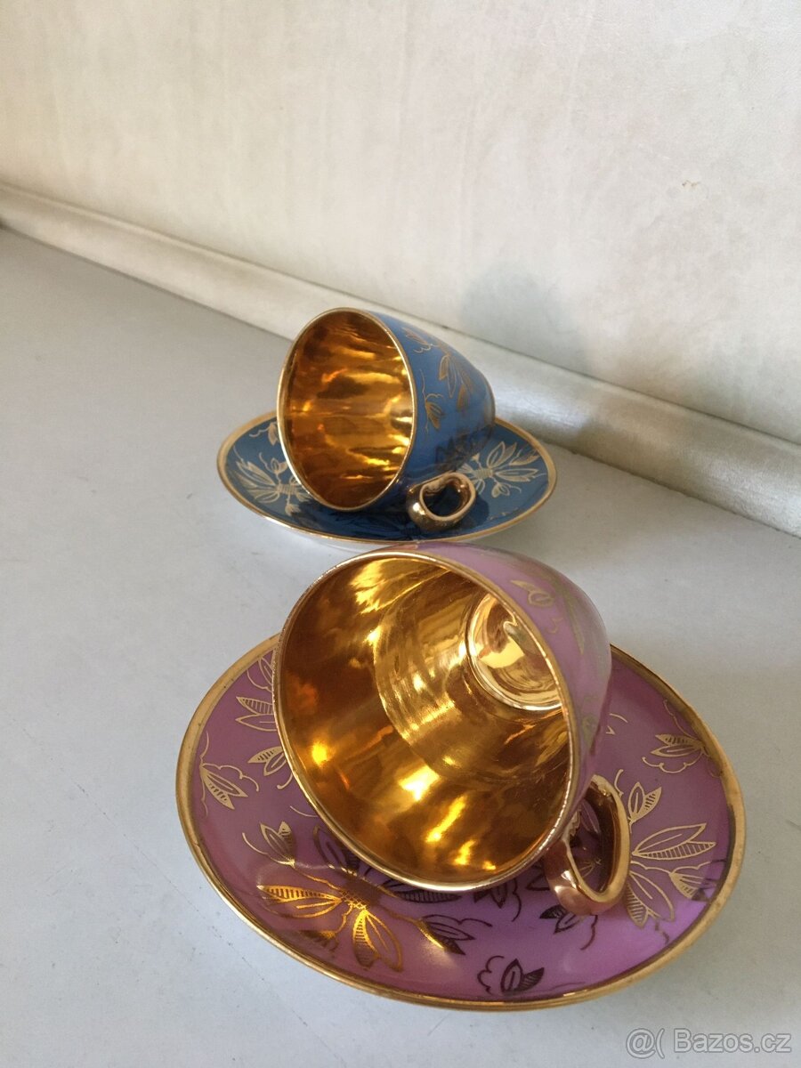 Porcelánové hrnečky s podšálky - 3