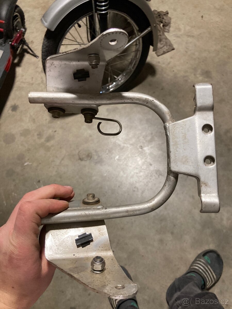 Ducati monster držák - 3