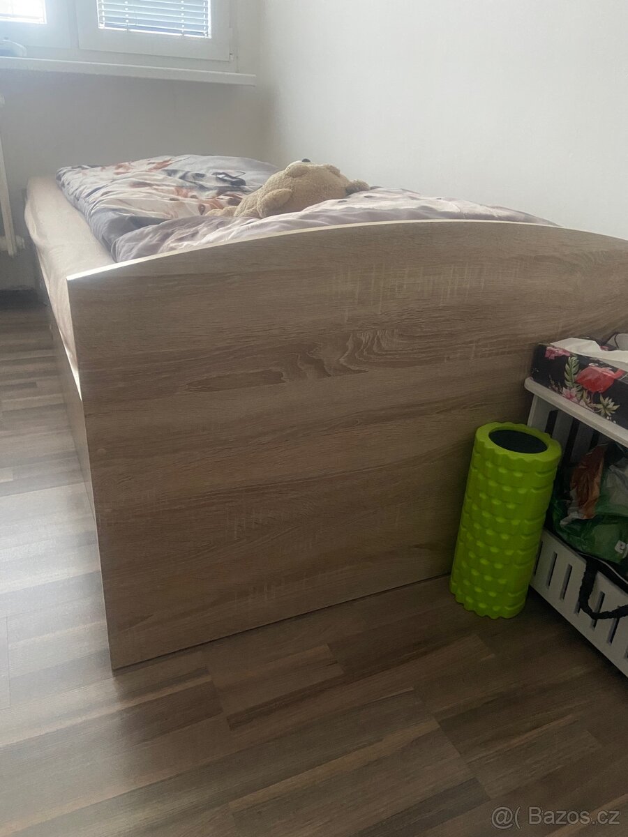 Postel s úložným prostorem - 3