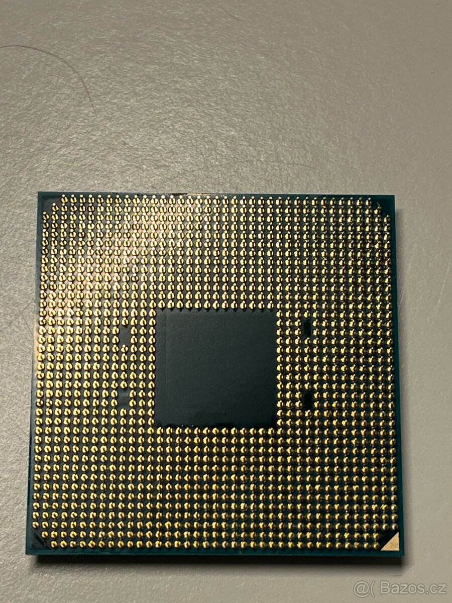 Ryzen 7 2700X 8core/16 thread + chladic RGB - 3