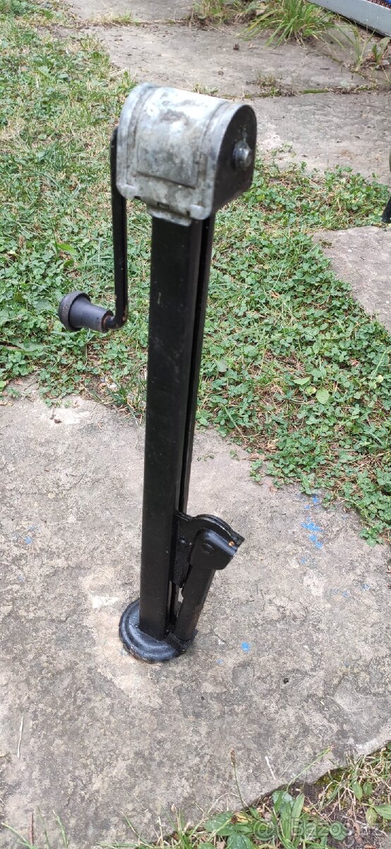 Originální zvedák Škoda 120l - 3