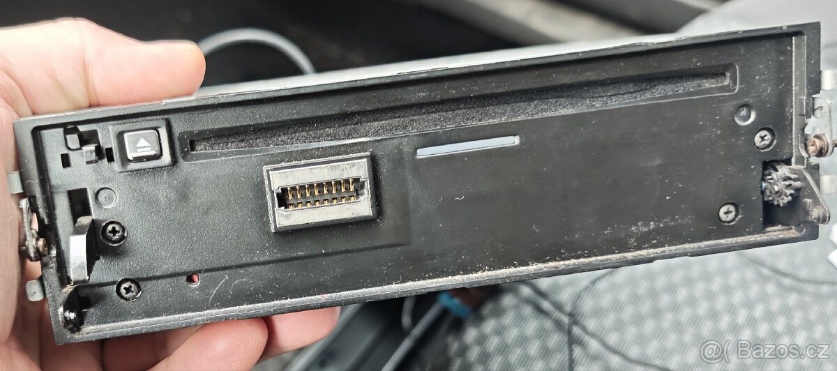 Alpine CDE 9880R - 3