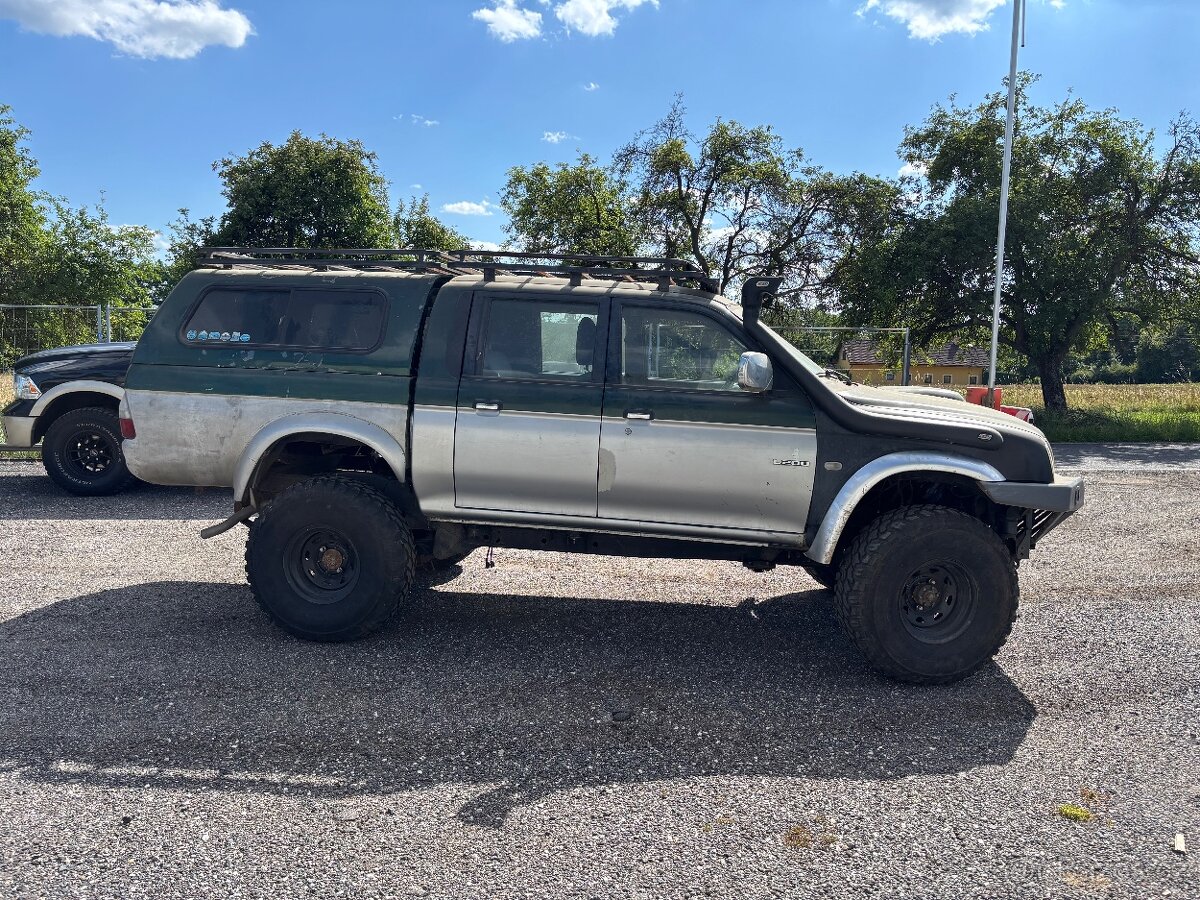Mitsubishi L200 2.5TD 85kW rv. 2002 - 3