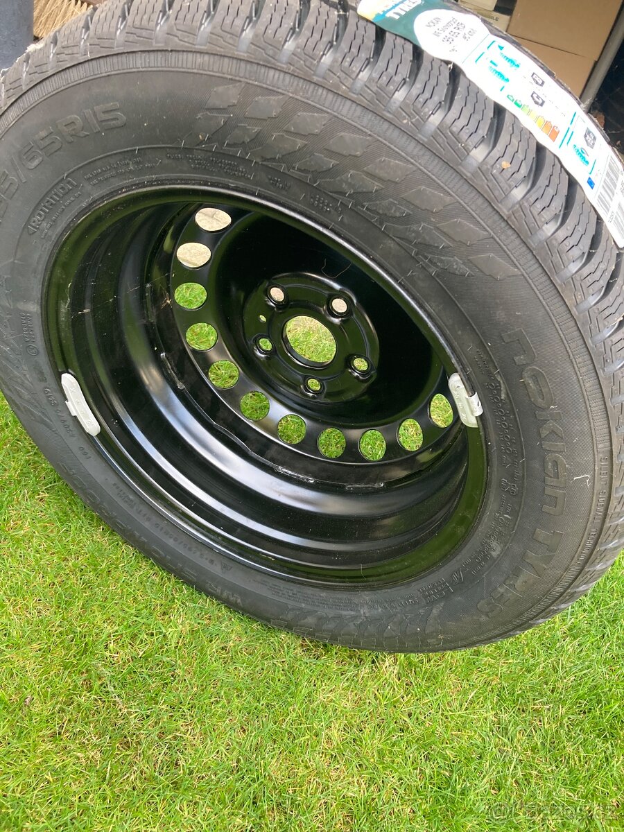 Nová rezerva Škoda Octavia 195/65/15 - 3