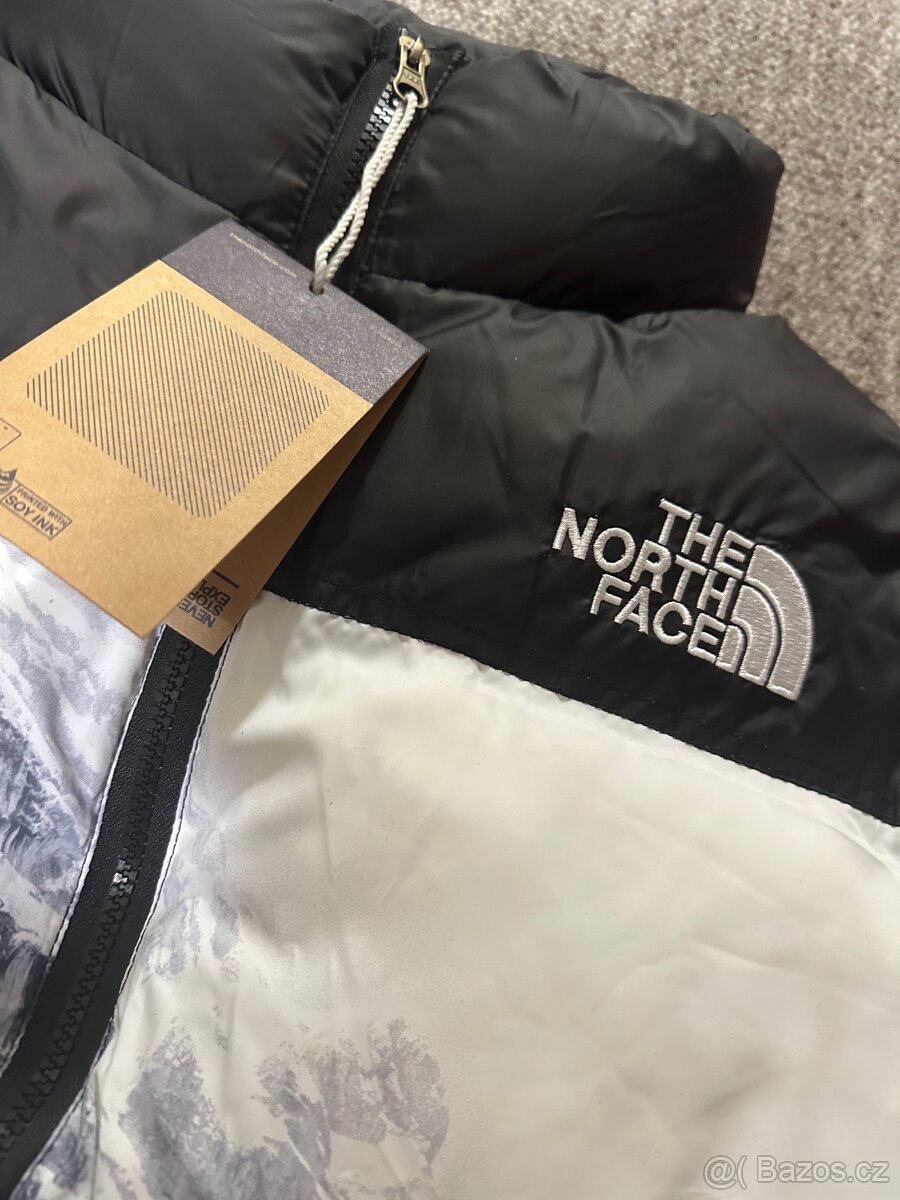 The North Face bunda s motivem hor - 3