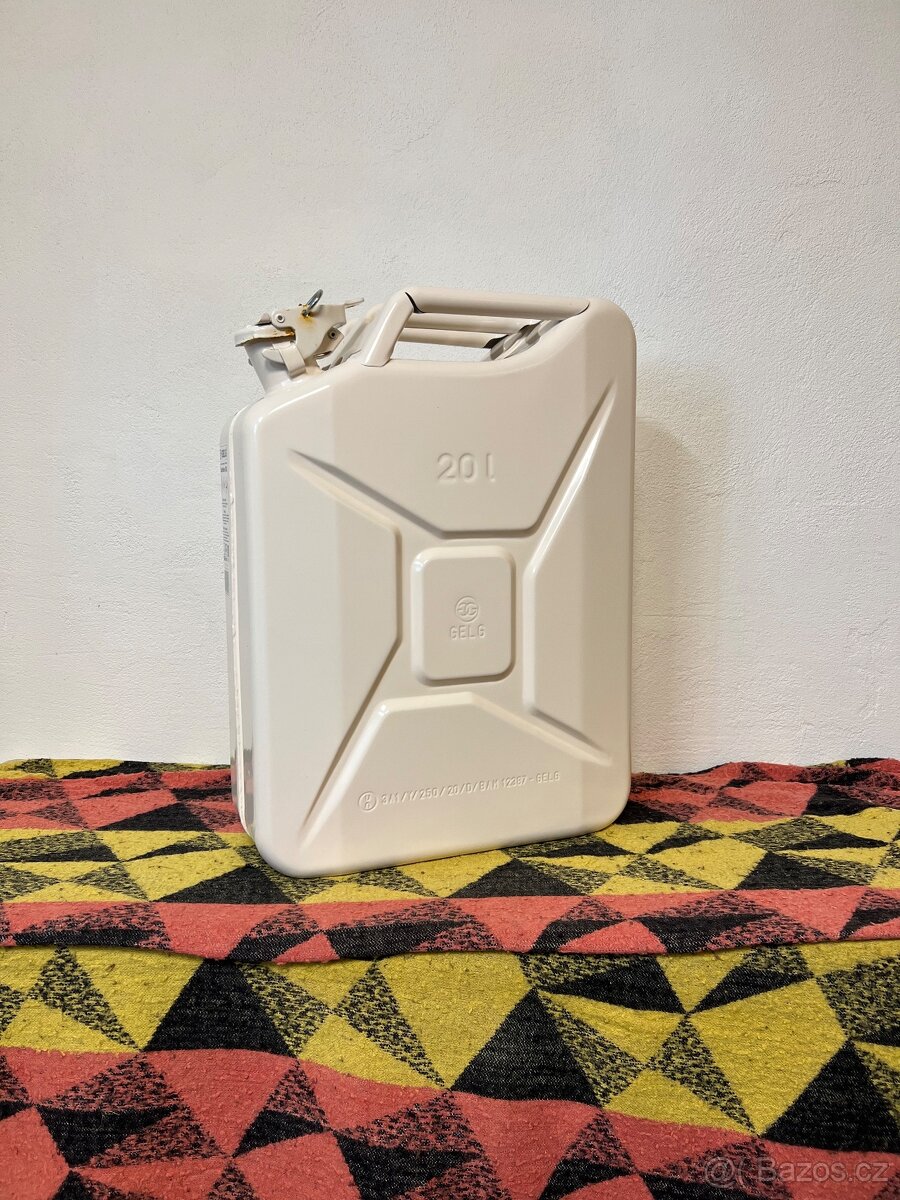 Kovový kanystr 20 l - 3