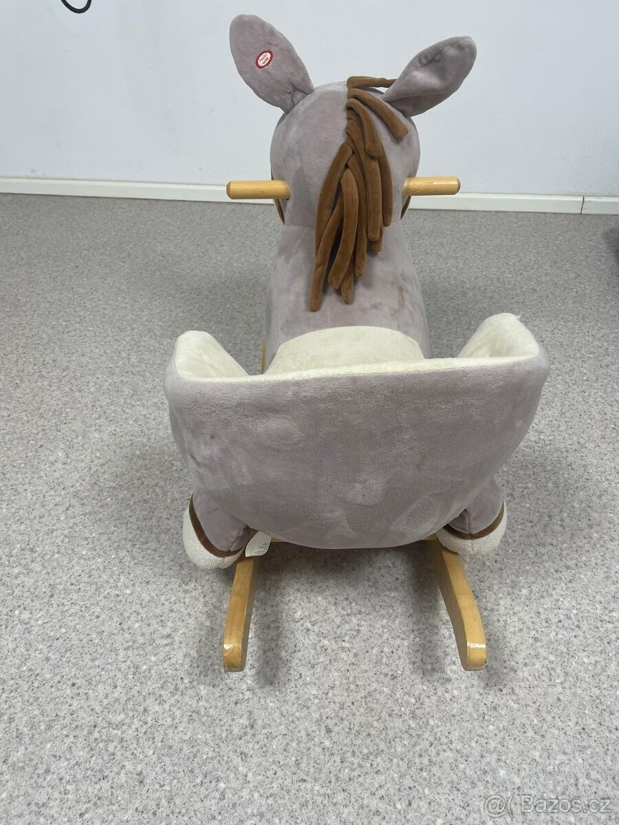 Houpací oslík - 3