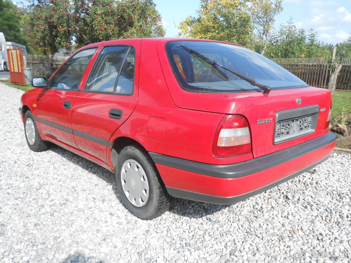 Nissan Sunny - 3