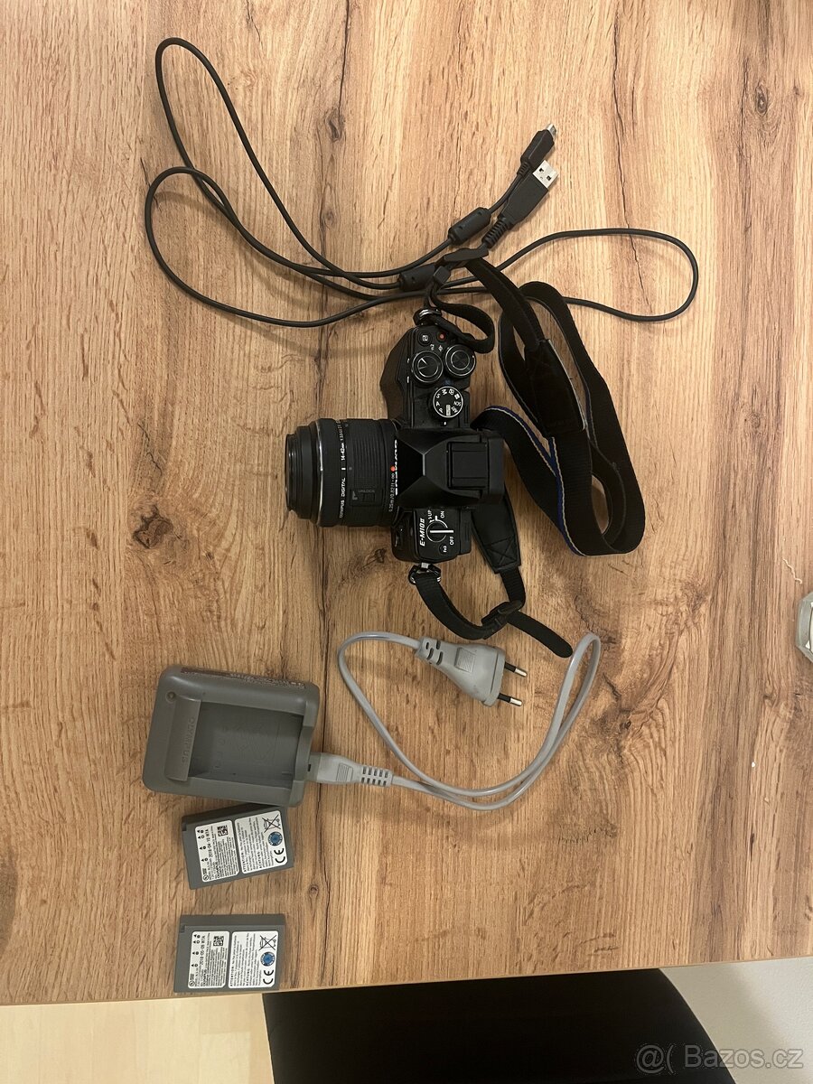 Olympus OM-D E-M10 Mark II + 14-42mm - 3