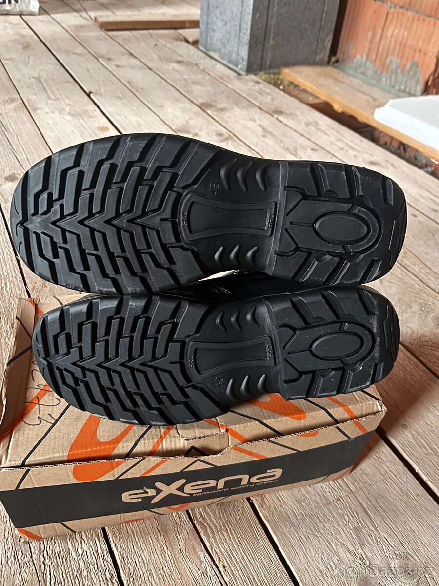 Svářečská pracovní obuv vel.43 - 3