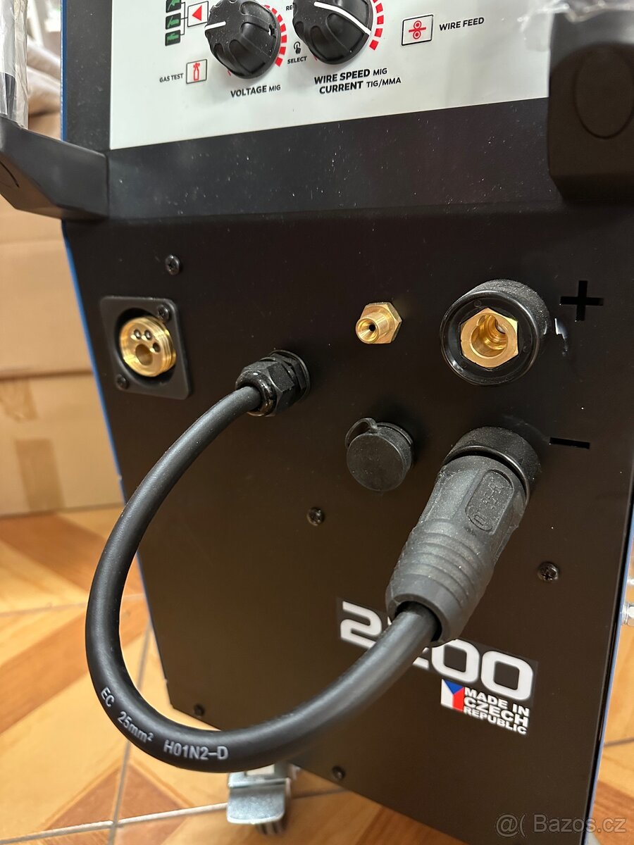 SLEVA svařovací stroj Kitin 2200 Multi MIG Synergic - 3