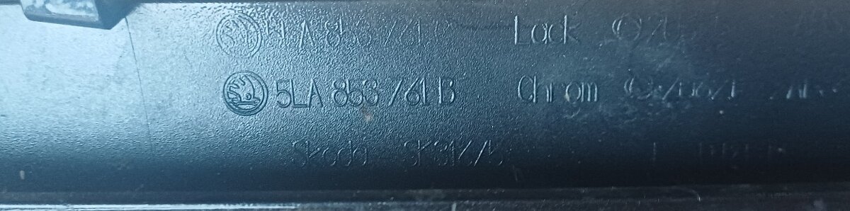 Rámeček přední masky Škoda Enyaq - 3