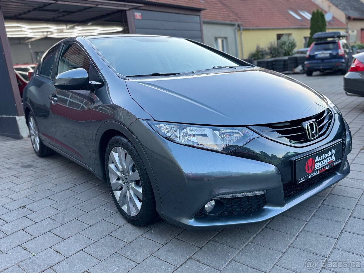 Honda Civic 9G pouhých 42 000 km, po Senior Majiteli - 3