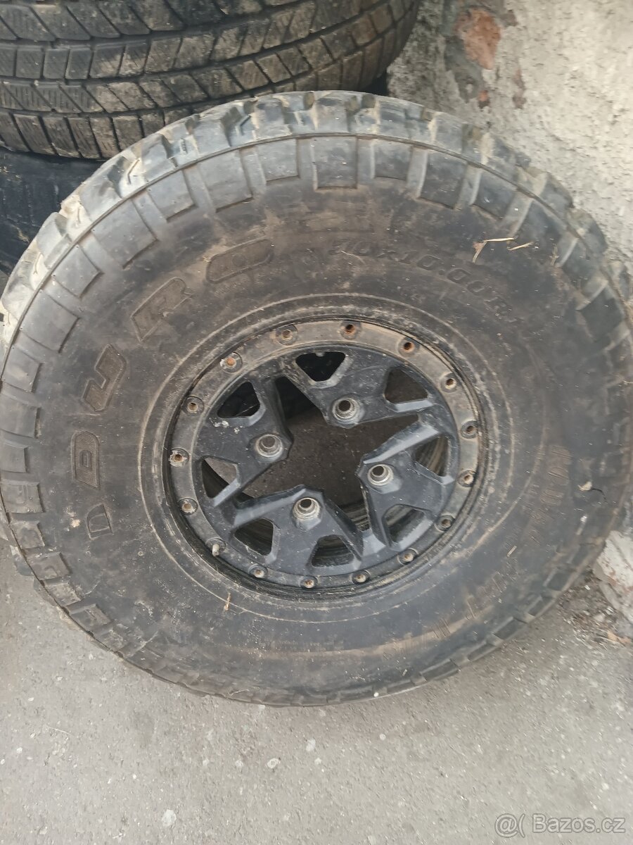 Prodám dily na can-am x3 - 3