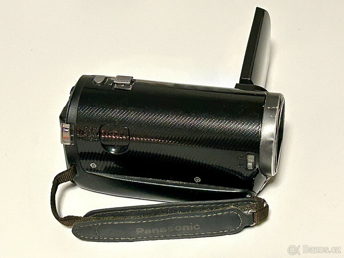 Videokamera Panasonic HDC-SD80 a 2x baterie - 3