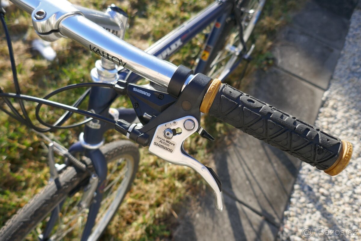 Author - trekové kolo - 3