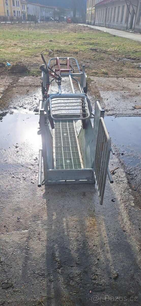 Paznechtářska klec pro ovce - 3