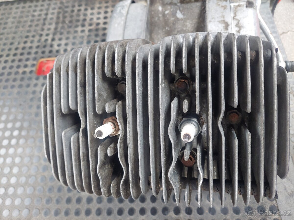 Motor jawa 350/634 - 3